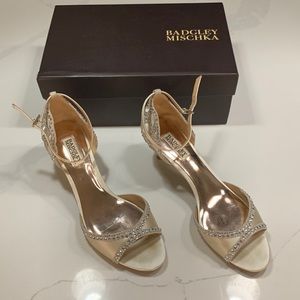 Badgley Mischa Gillian kitten heels